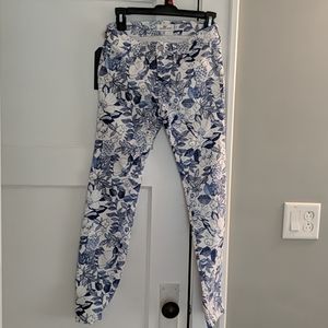 Vineyard Vines Skinny Jeans Size 0 NWT